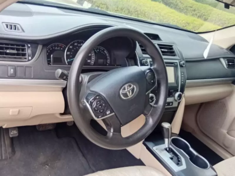 Toyota Camry   - 2013
