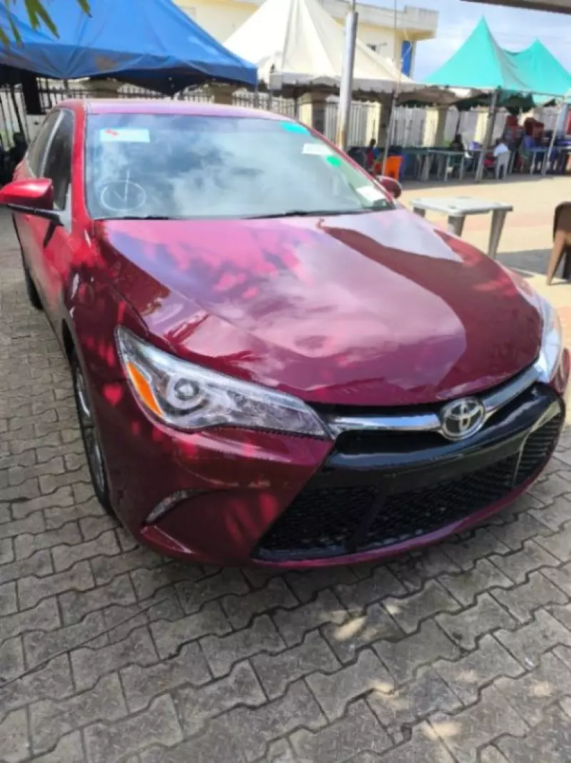 Toyota Camry   - 2017