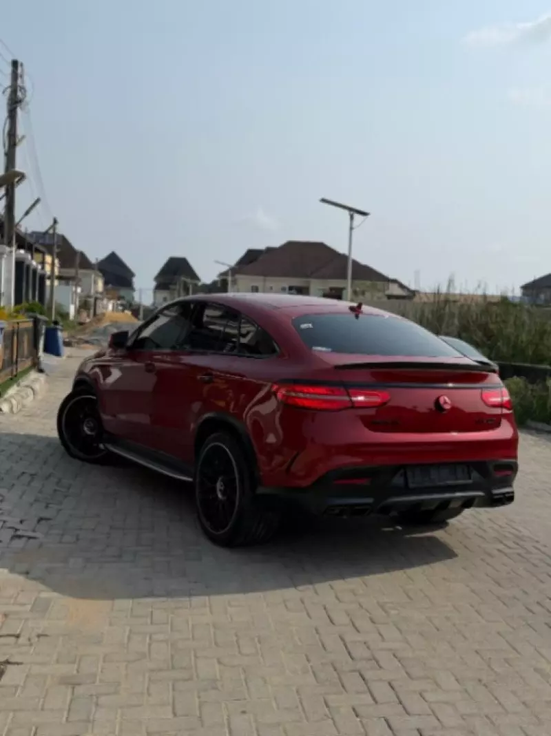 Mercedes-Benz GLE 63 AMG   - 2016