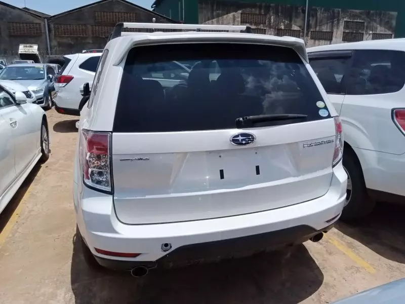 Subaru Forester   - 2011