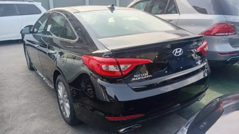 Hyundai Sonata   - 2015