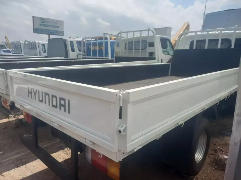 Hyundai Mighty   - 2003