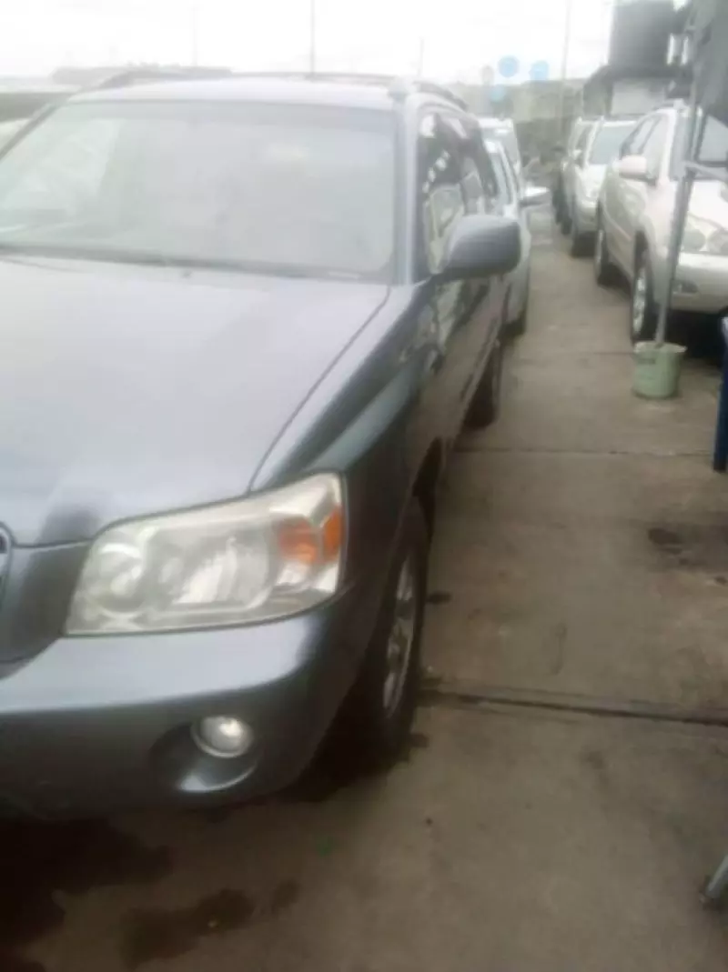 Toyota Highlander   - 2009