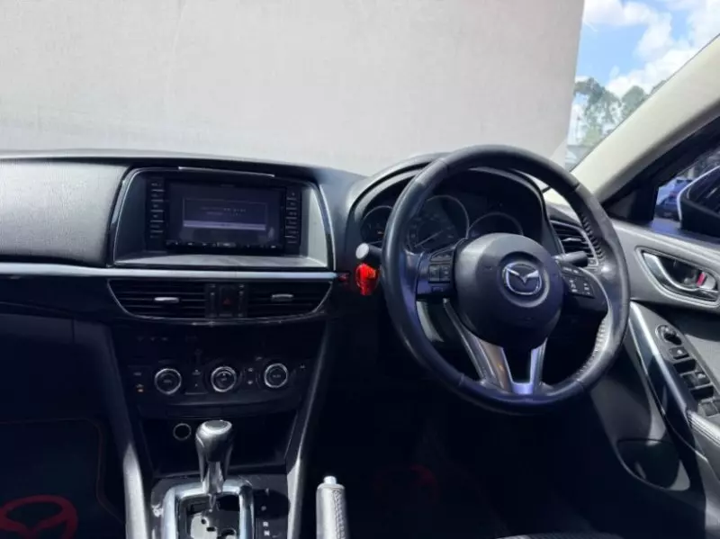 Mazda Atenza    - 2014