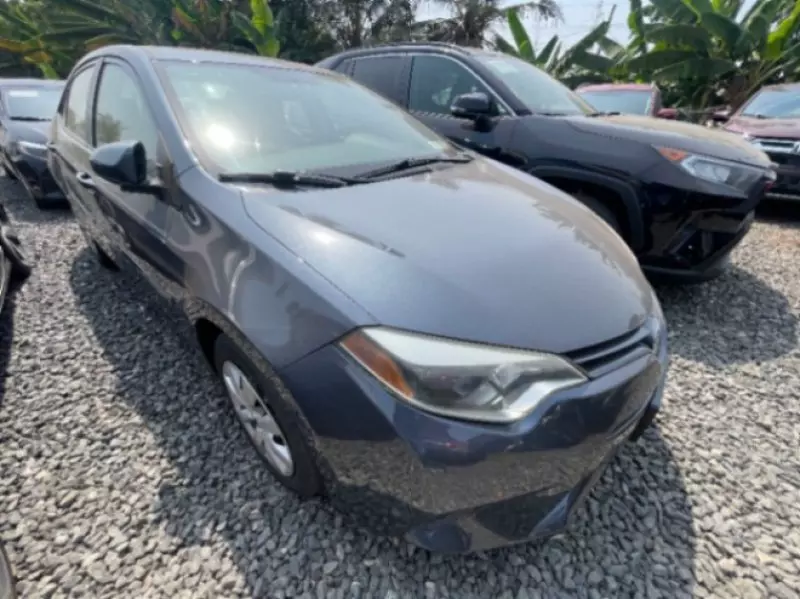 Toyota Corolla   - 2016