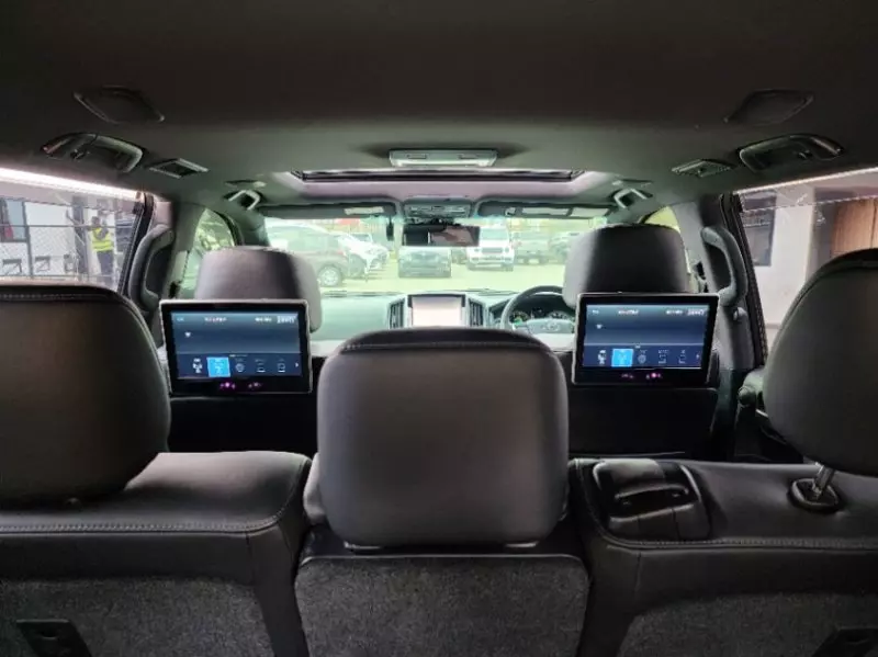 Toyota Land Cruiser   - 2017