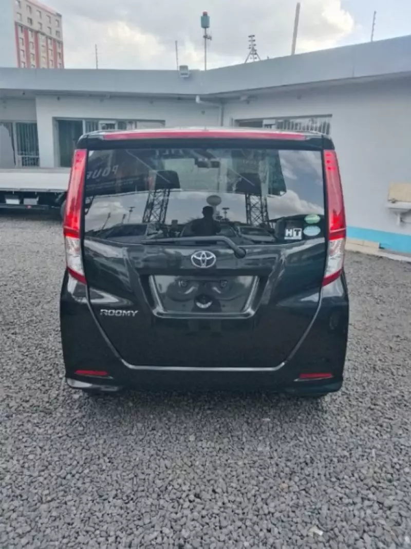 Toyota Roomy   - 2018