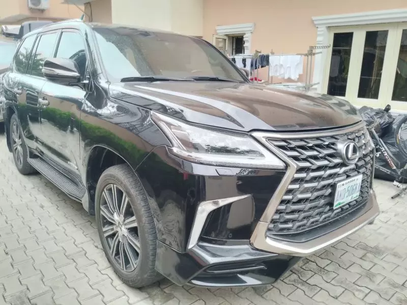 Lexus LX 570   - 2015
