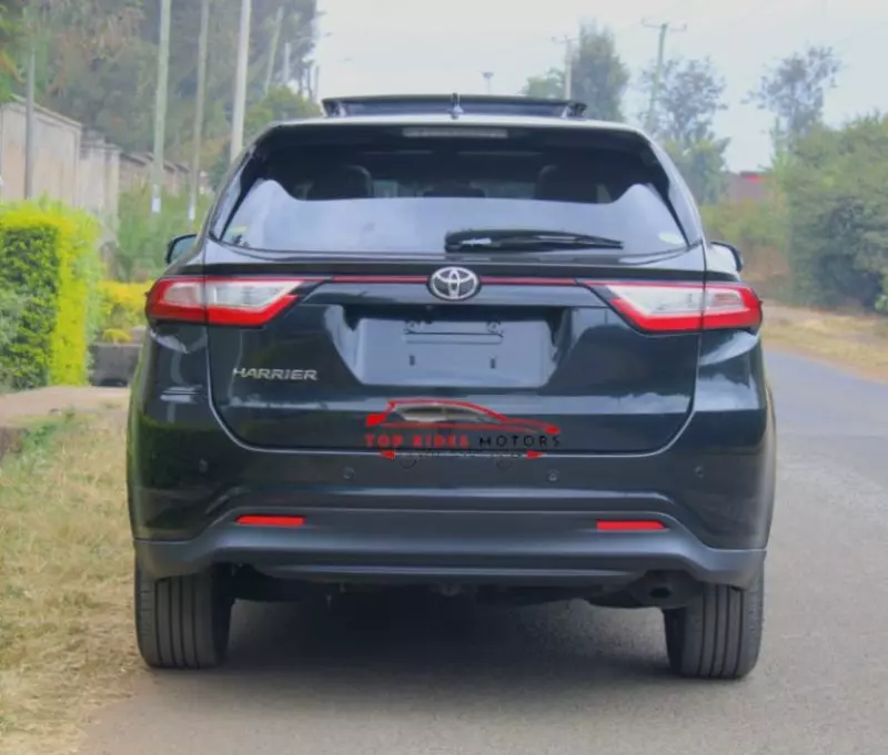 Toyota Harrier   - 2019