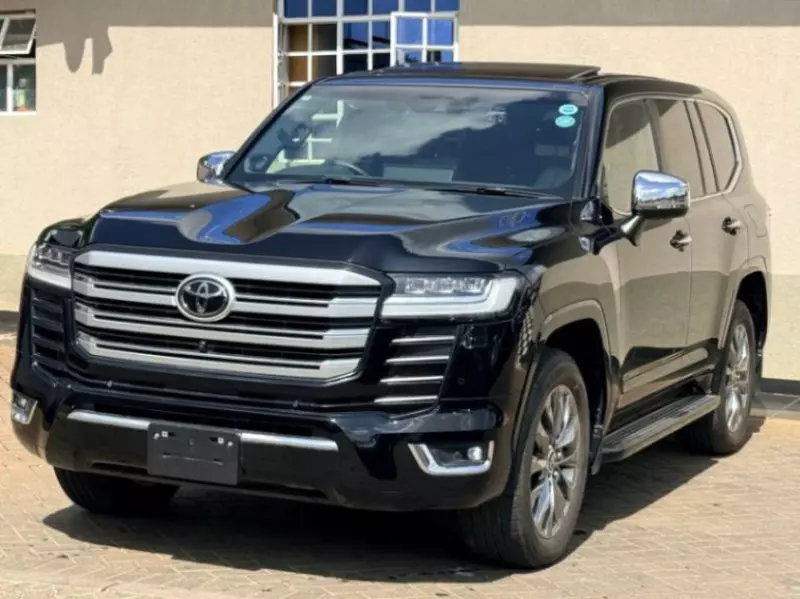 Toyota LAND CRUISER 300 LC300