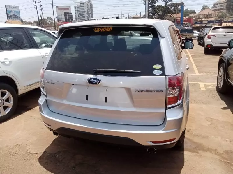 Subaru Forester   - 2011