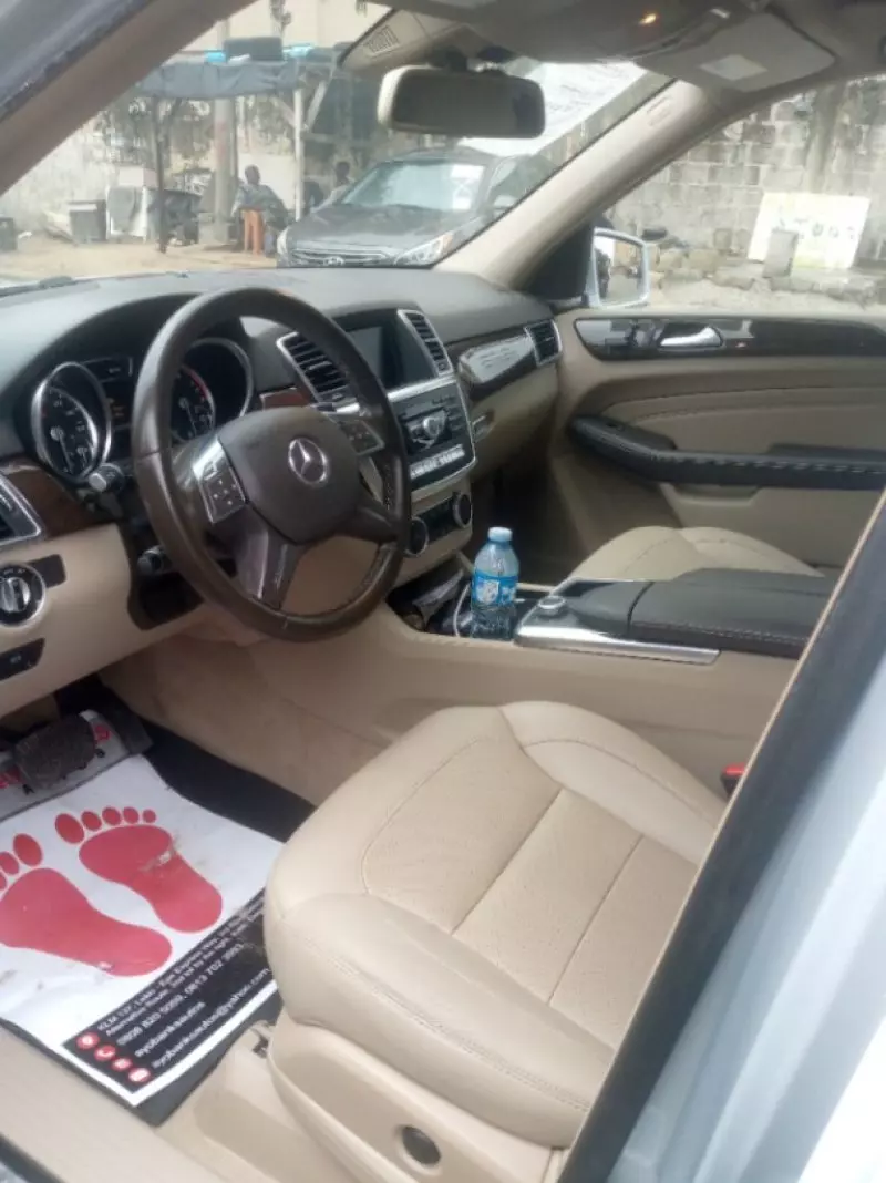 Mercedes-Benz ML 350   - 2013