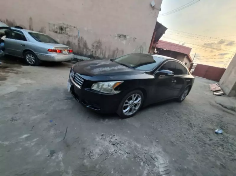 Nissan Maxima   - 2012