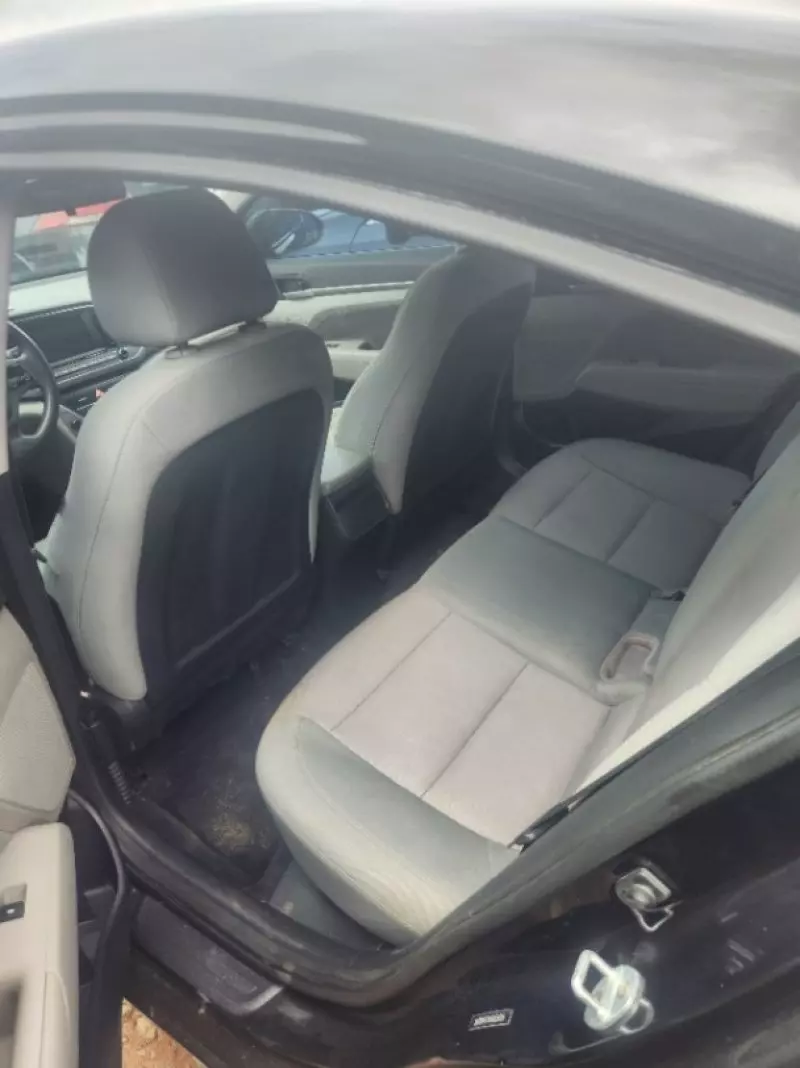 Hyundai Elantra   - 2017