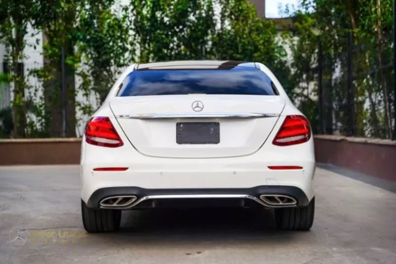Mercedes-Benz E 200   - 2016