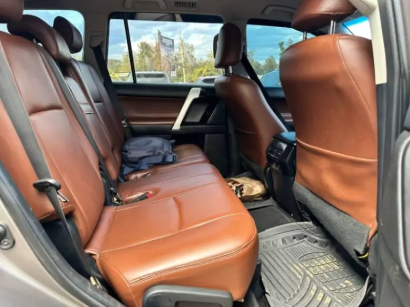 Toyota Landcruiser Prado   - 2017