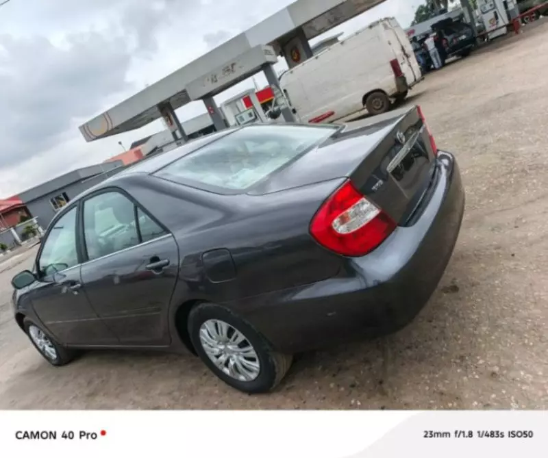 Toyota Camry   - 2003
