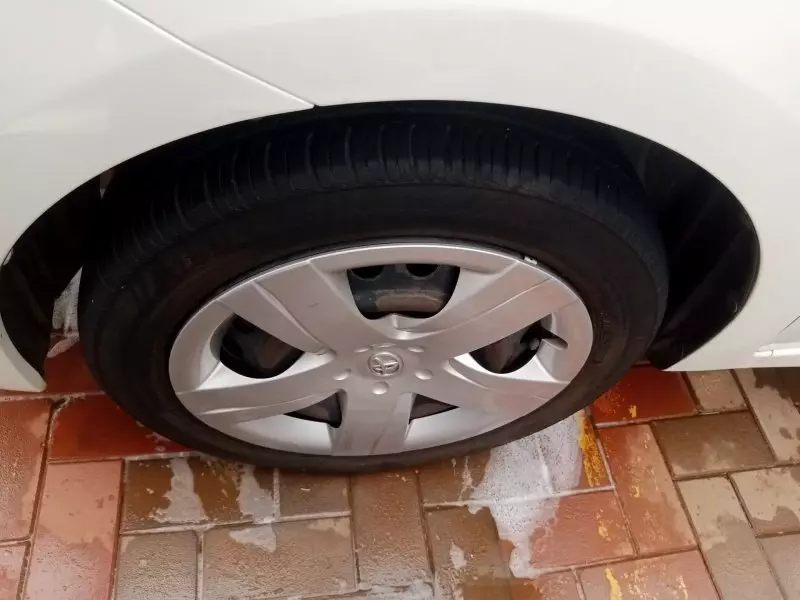 Toyota Ractis   - 2013