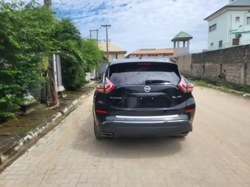 Nissan Murano   - 2015