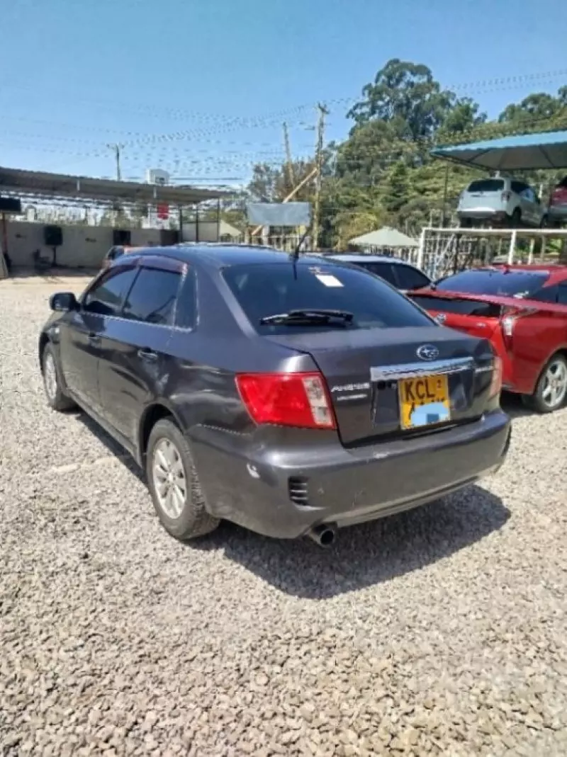 Subaru Impreza   - 2011