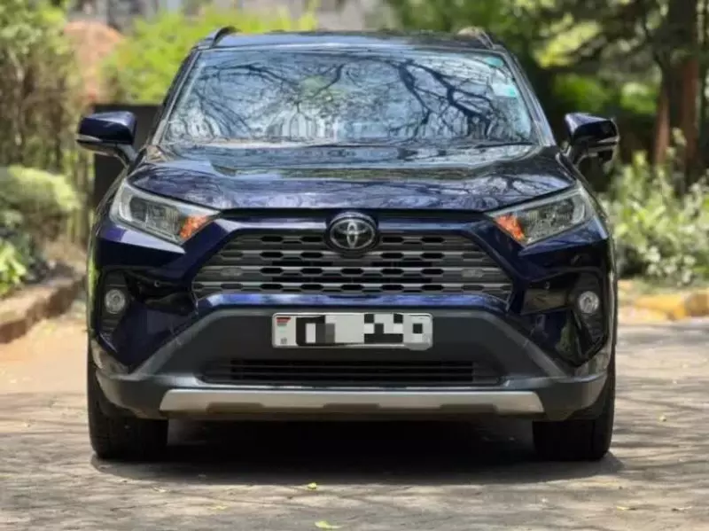 Toyota RAV 4   -