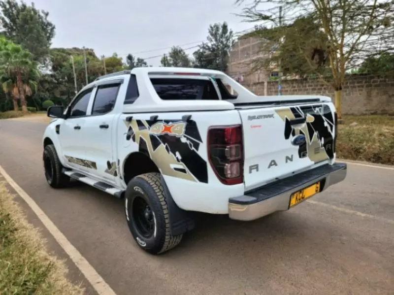 Ford Ranger   - 2013