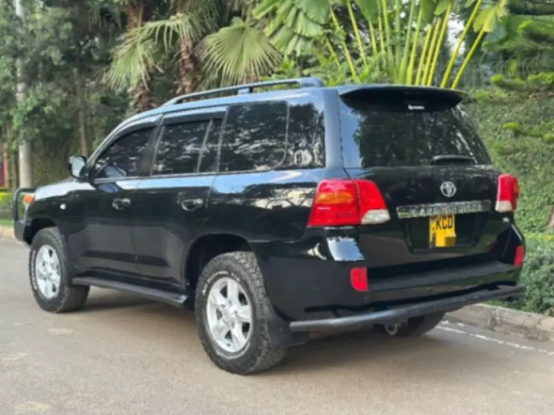 Toyota Land Cruiser   - 2008
