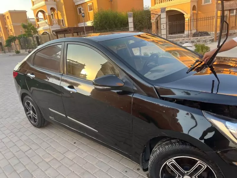Hyundai Accent RB   - 2011