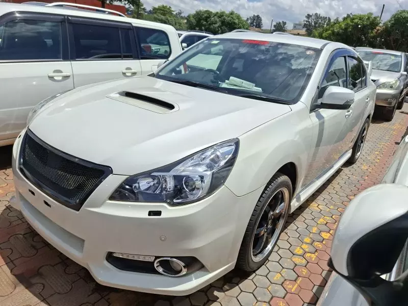 Subaru Legacy - 2012