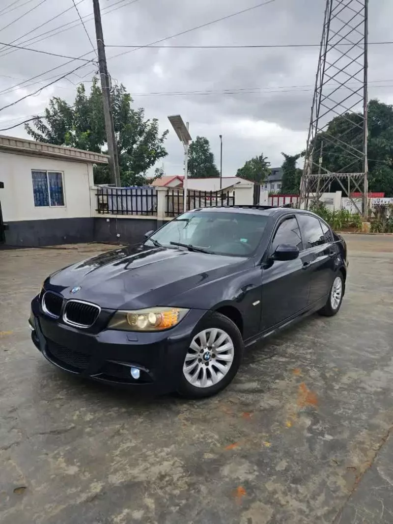 BMW 328   - 2009