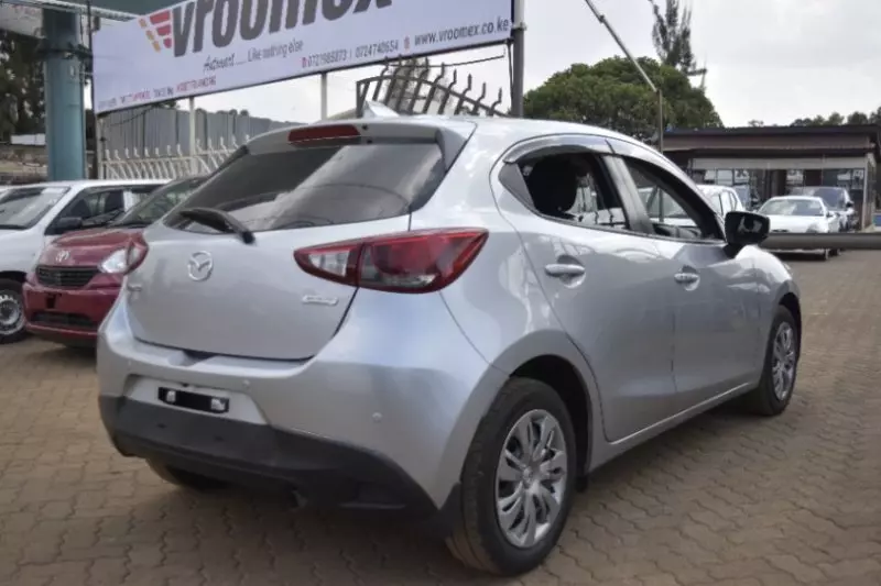 Mazda Demio   - 2019