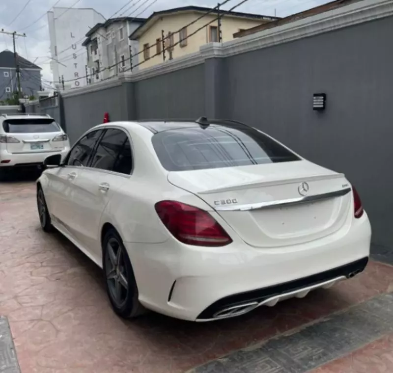 Mercedes-Benz C 300   - 2016