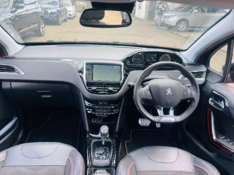 Peugeot 2008   - 2017