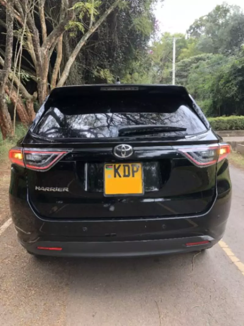 Toyota Harrier   - 2015