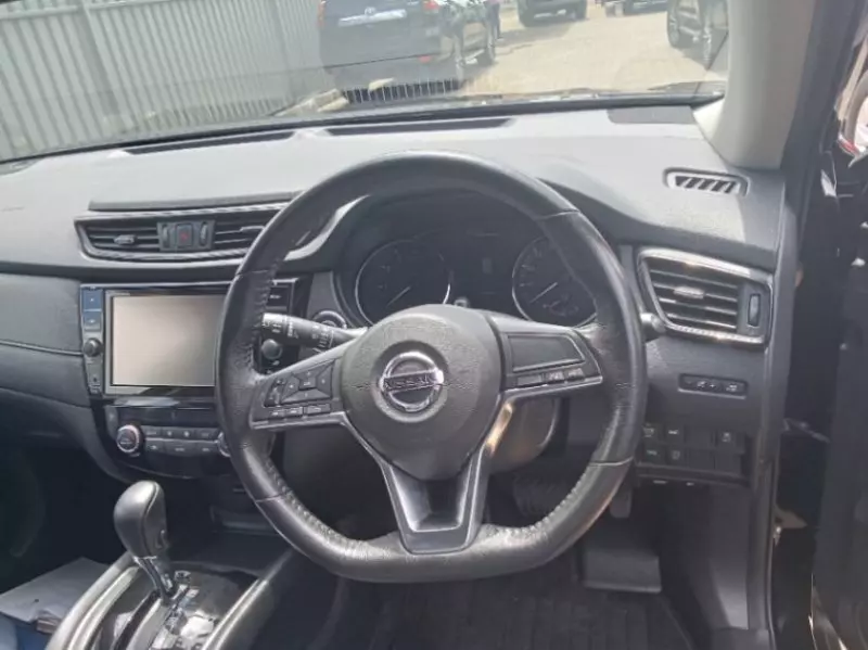 Nissan X-Trail   - 2018