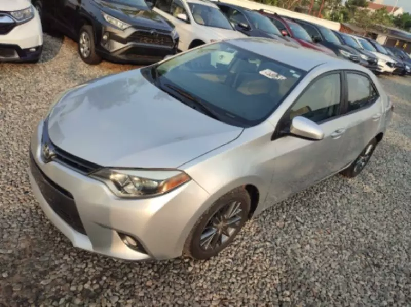 Toyota Corolla   - 2015