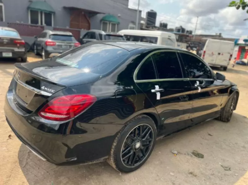 Mercedes-Benz C 300   - 2017