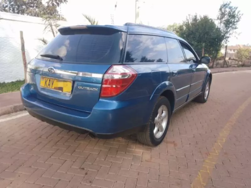 Subaru Outback   - 2007