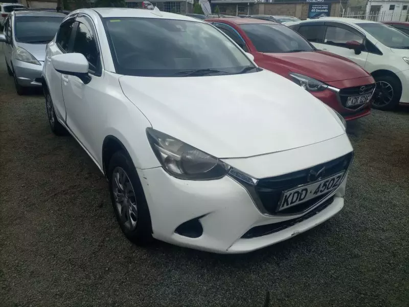 Mazda Demio   - 2015