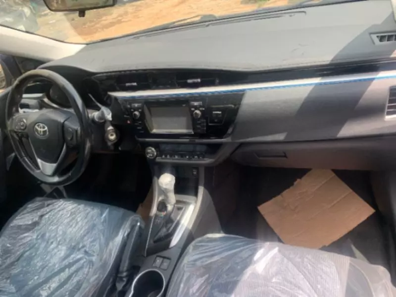 Toyota corolla   - 2015