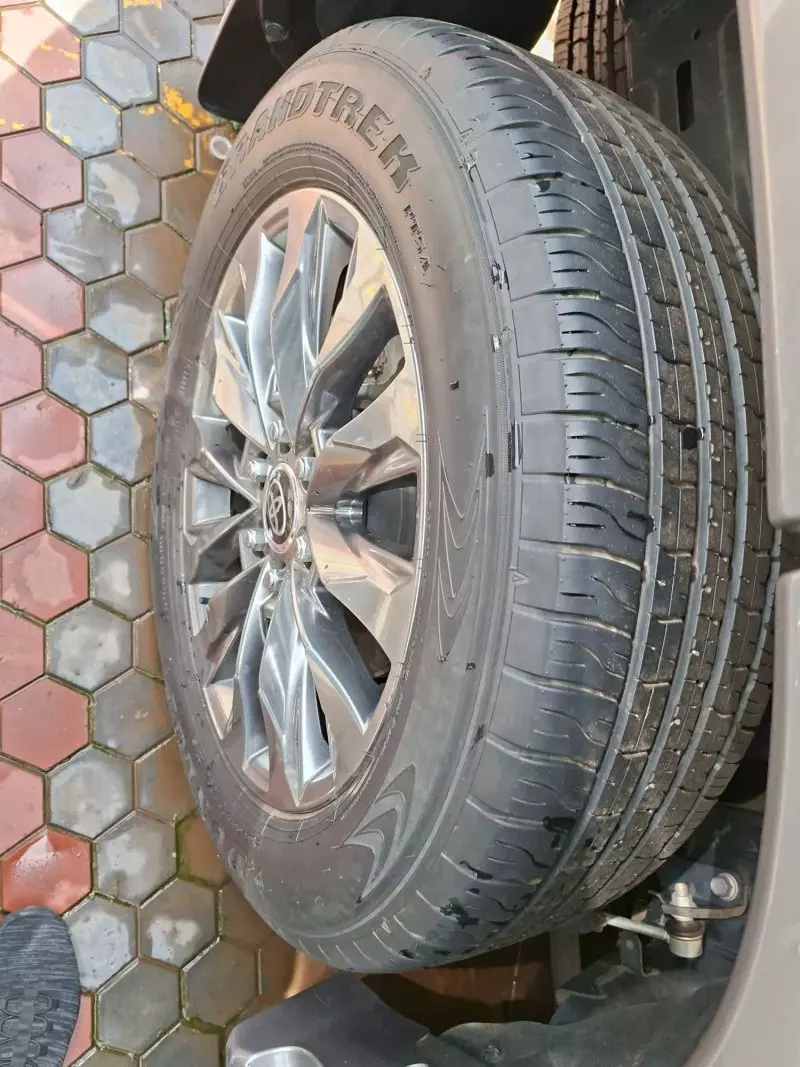 Toyota Landcruiser ZX   - 2023