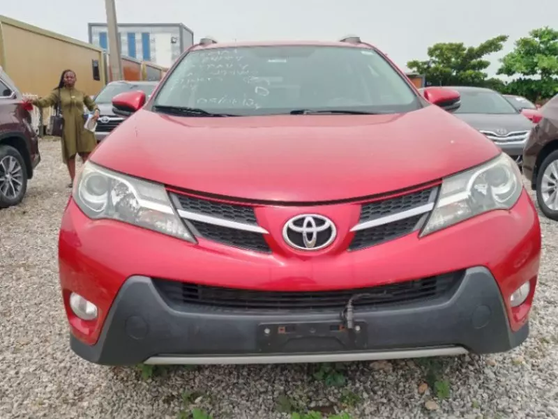 Toyota RAV4   - 2015
