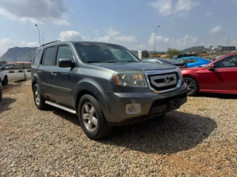 Honda Pilot   - 2012