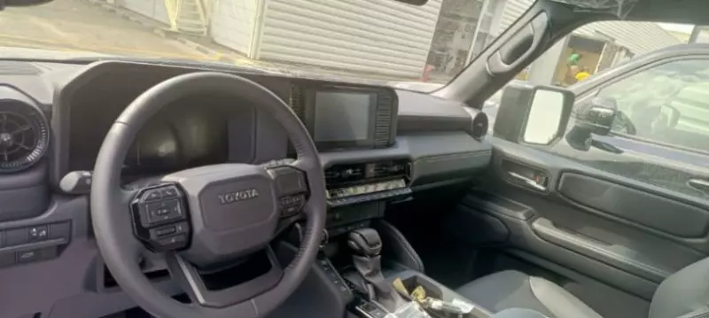 Toyota Land Cruiser   - 2025