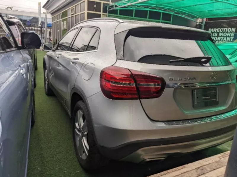 Mercedes-Benz GLA 250   - 2016