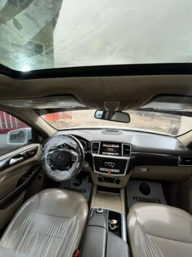 Mercedes-Benz ML 350   - 2013