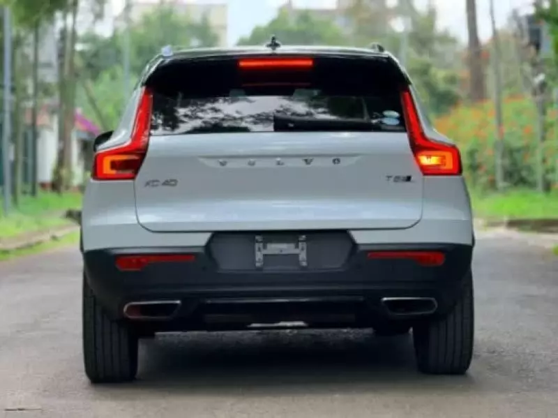 Volvo XC40   - 2019