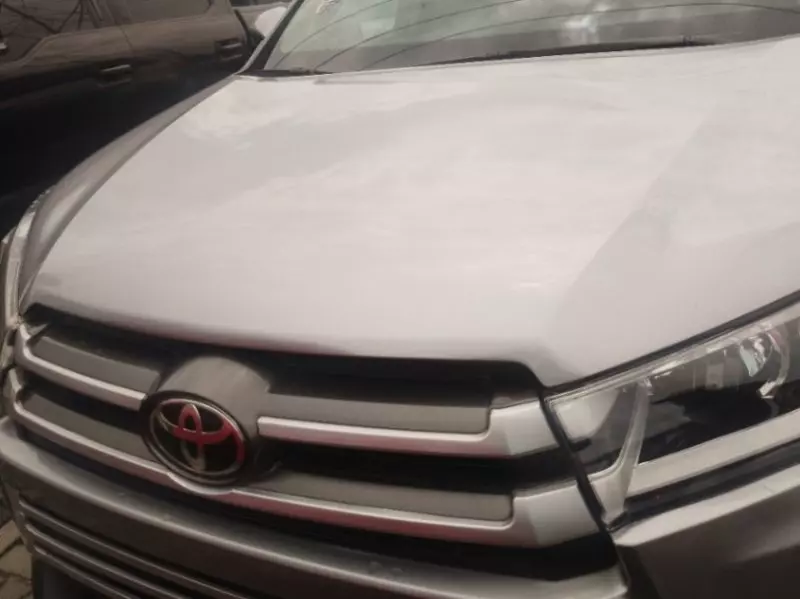 Toyota Highlander   - 2019