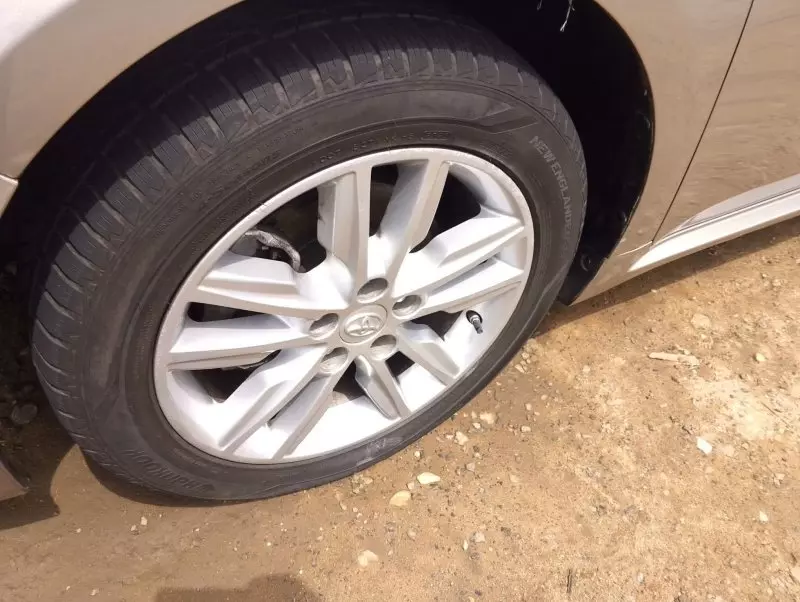 Toyota Avalon   - 2013