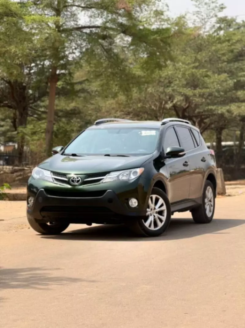 Toyota RAV4 - 2013